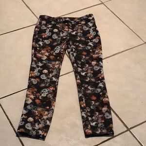Zara Floral Stretch skinny pants/leggings